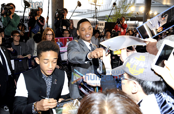 will smith jaden smith at the tokyo premiere of m night shyamalans after earth 8