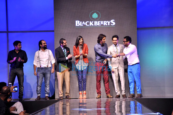 arjun and ayushmann unveil blackberrys spring summer 13 collection 2