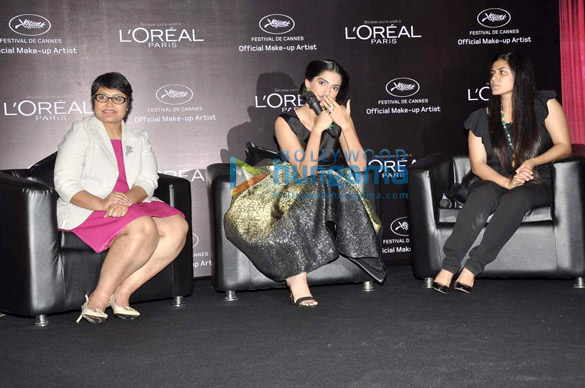 sonam kapoor launches loreal sunset collections 2