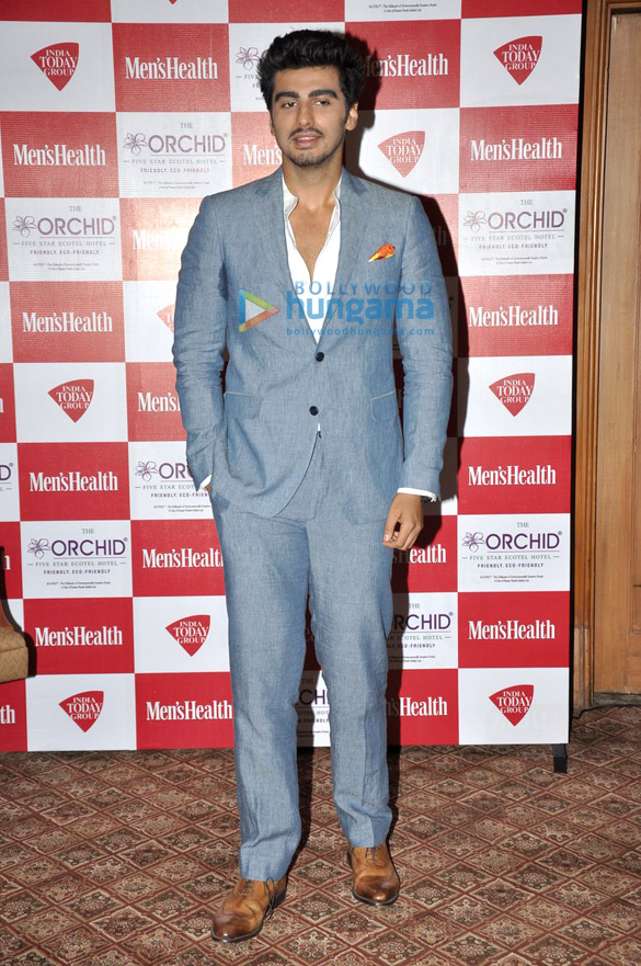 arjun kapoor unveils mens health latest issue 8