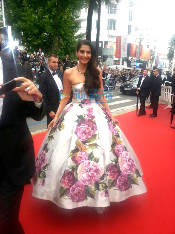 frieda sonam at the jeune jolie premiere at cannes film festival 2013 10