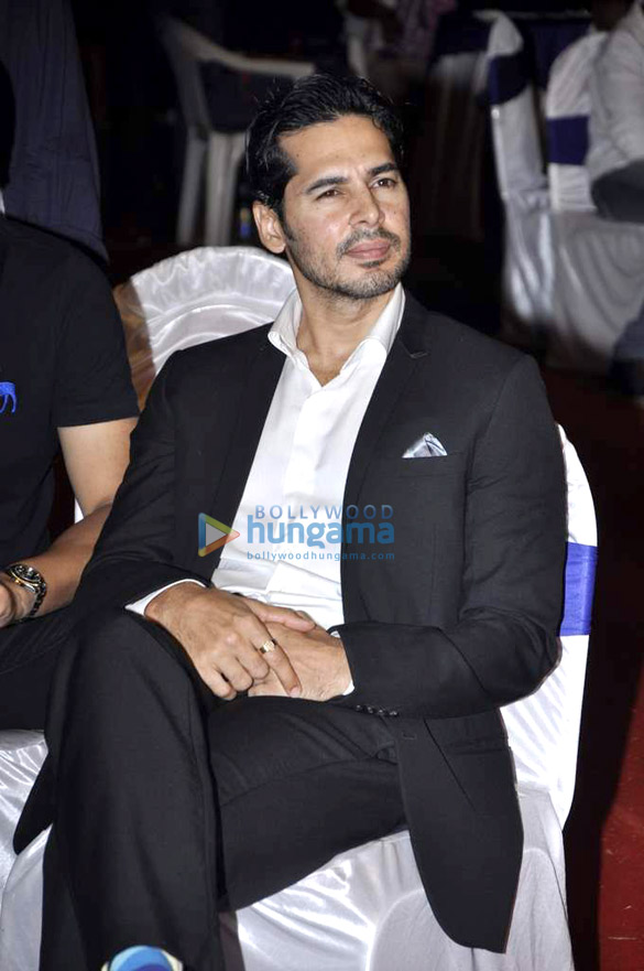 abhishek at indian football awards 2013 8