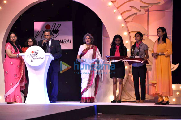 leading models walk for nift mumbai show by achala sachdev 7