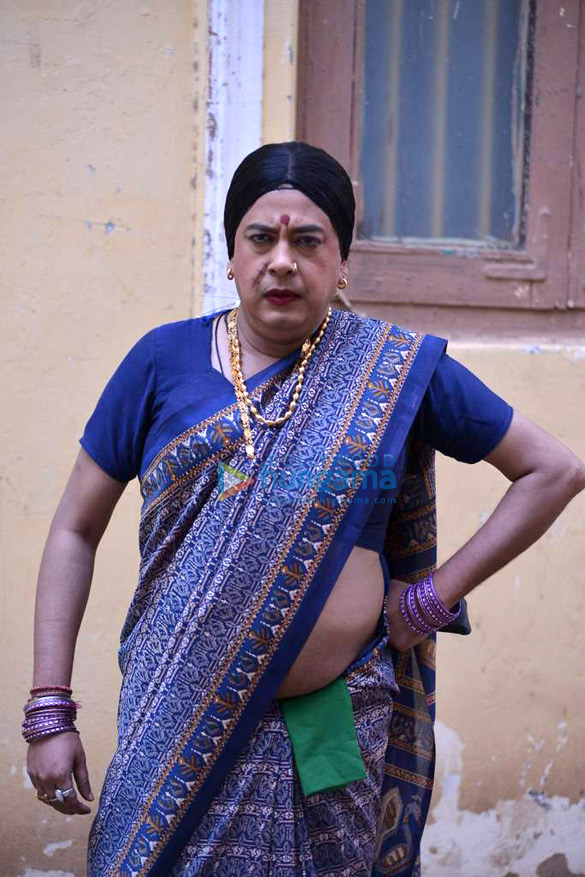 babuji ek ticket bambai 18