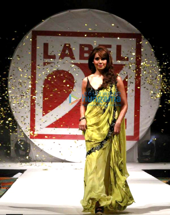 Bipasha Basu walks the ramp at Archana Kochhar’s Label 24 fashion show