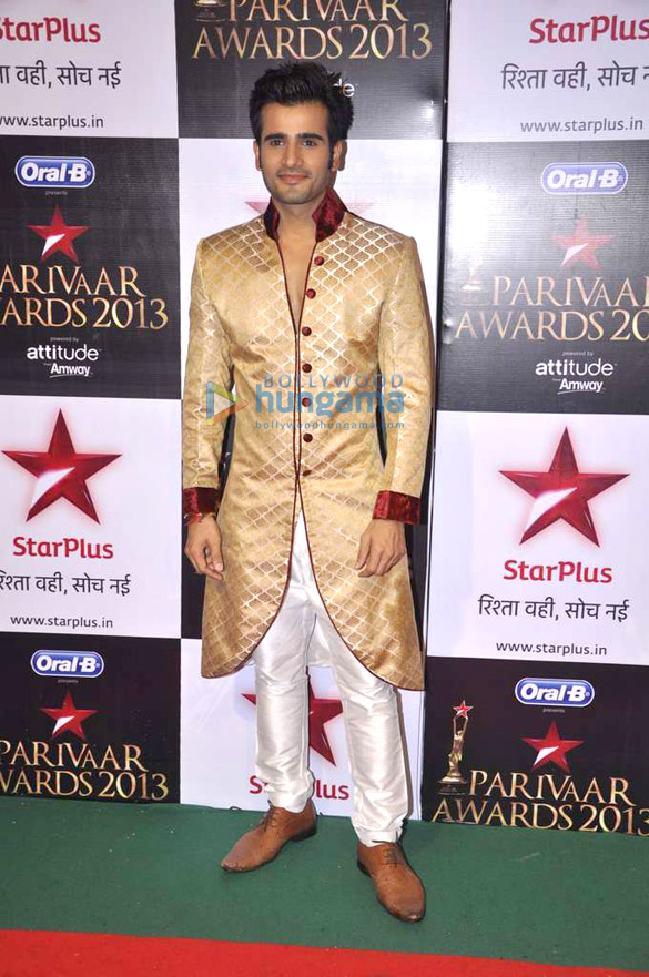 celebs at the 11th star parivaar awards 2013 17