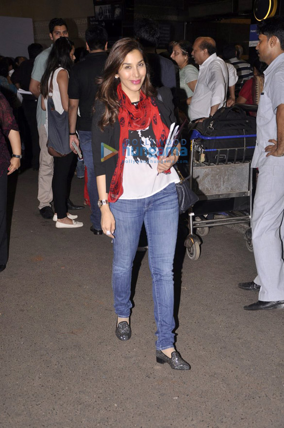 vidya jacqueline others depart for iifa awards 2013 3