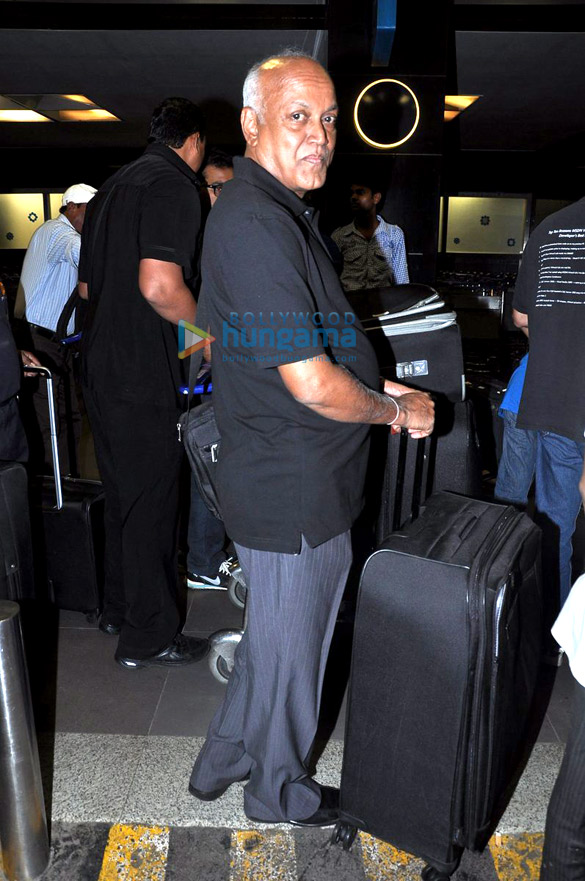 shahrukh katrina deepika others leave for iifa awards 2013 13