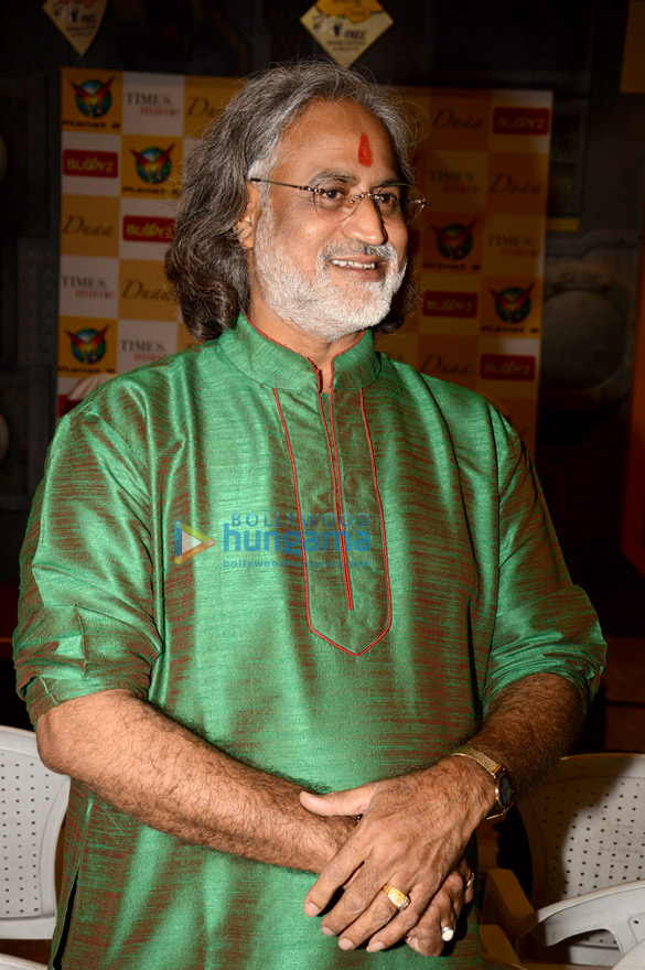pandit vishwa mohan bhatt and anup jalota launch ghazal album duaa 5