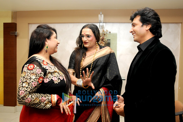 jiya jagiasi throws a bash in honor of lakshmi narayan tripathi 10