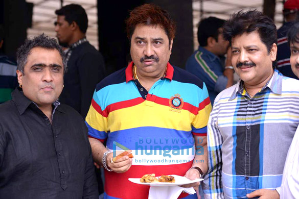 singers at the formation of indian singers rights association isra for royalties 6