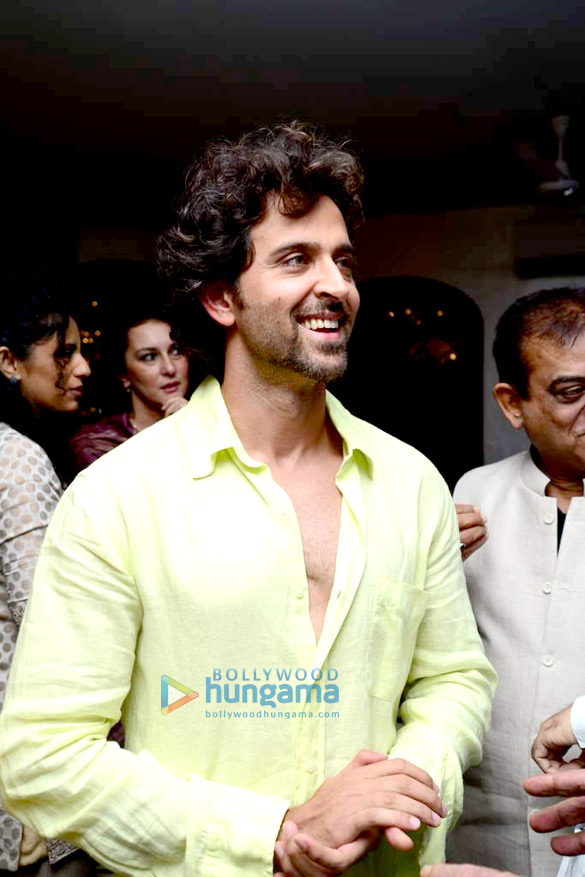 hrithik kajol at sanjay khan zareen khans iftaar party 30