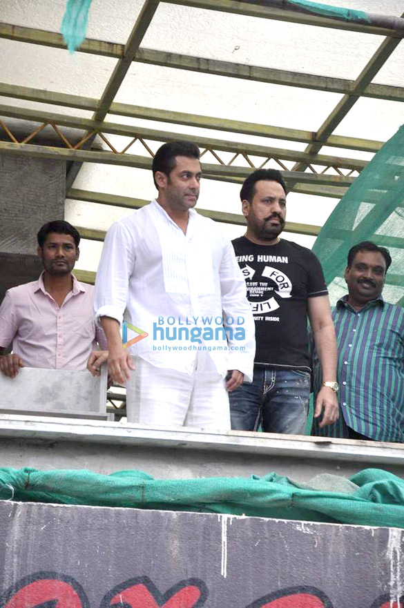 salman snapped on eid day 11