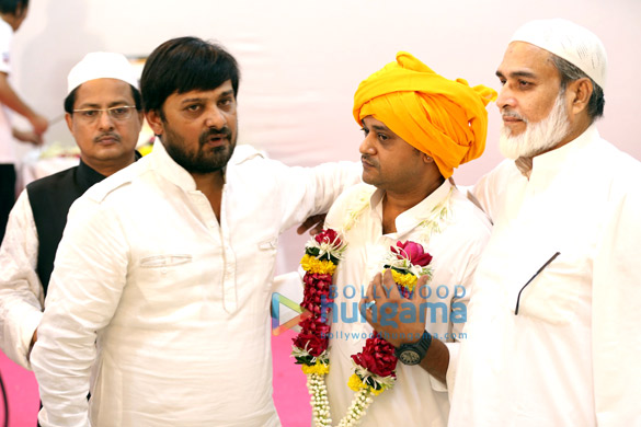 varun prabhu dheva at the prayer meet of sajid wajids father 28