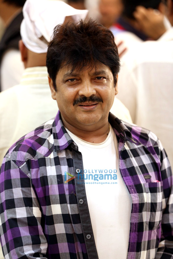 varun prabhu dheva at the prayer meet of sajid wajids father 36