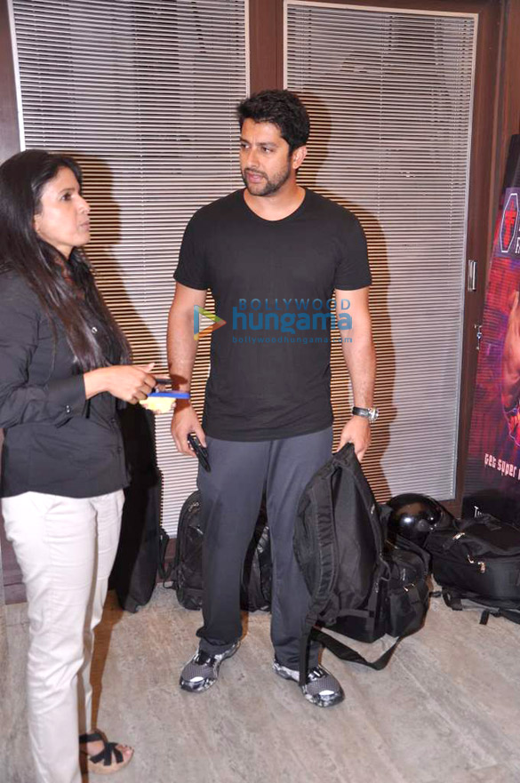 shazahn prateik babbar at gold gyms mixed martial arts 8