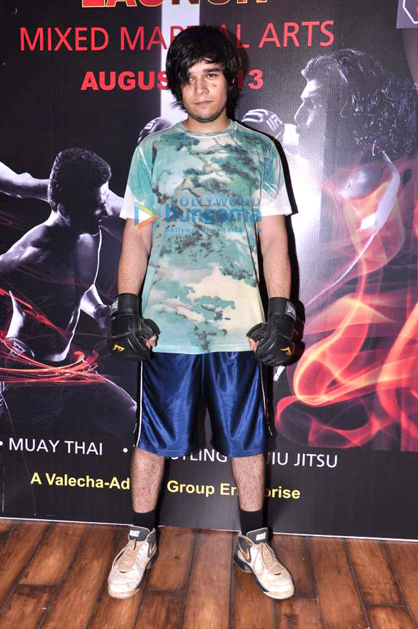shazahn prateik babbar at gold gyms mixed martial arts 6