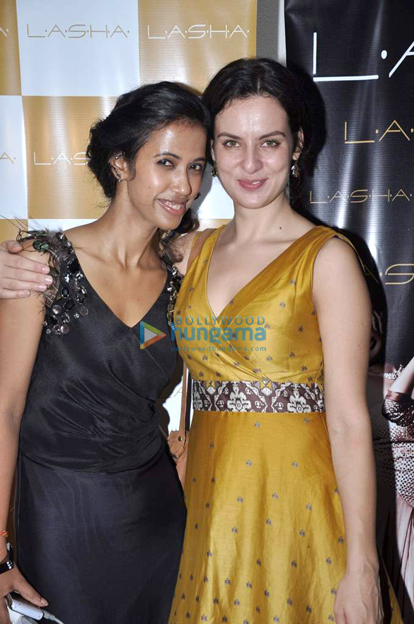 amrita rao at lasha store launch 4