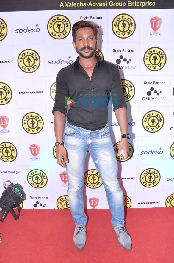prateik aftab at the re launch of golds gym 6