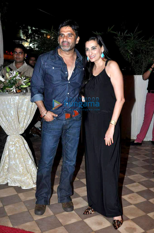 celebs at queenie dhodys store launch 13