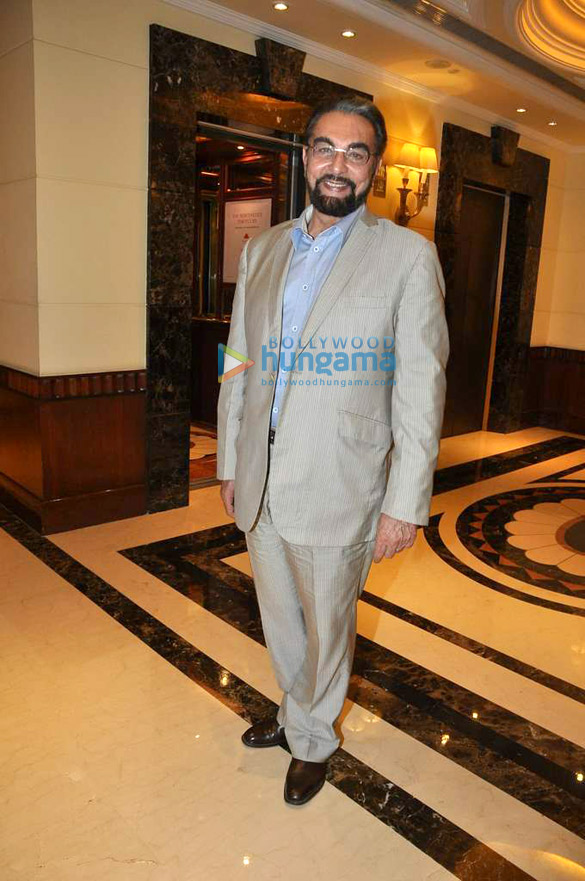 rishi kapoor kabir bedi at marry go round book launch 7
