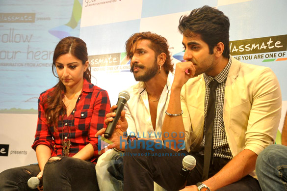 soha ayushmann at classmate press conference 3