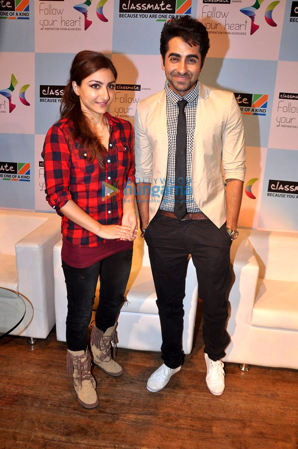 soha ayushmann at classmate press conference 8