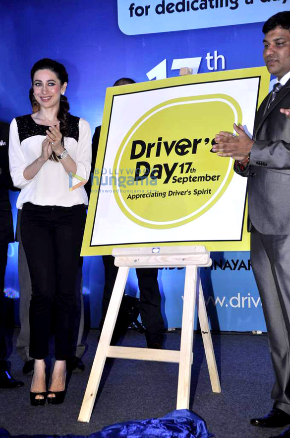 karisma kapoor at drivers day event 3
