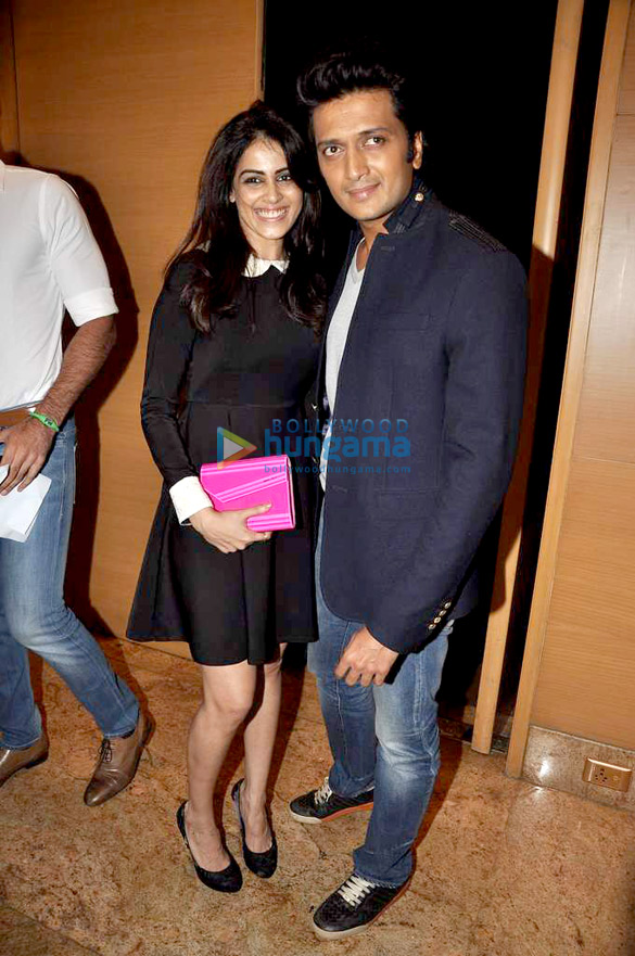 celebs walk for vikram phadnis at lfw 2013 13