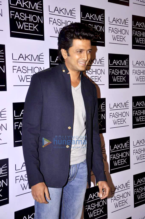 celebs walk for vikram phadnis at lfw 2013 20