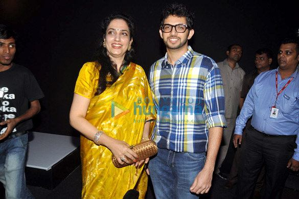 aditya roy kapoor rahul sharma walk at lfw 2013 7