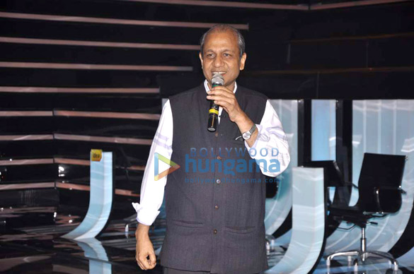 siddhartha basu at the kbcs set tour 5