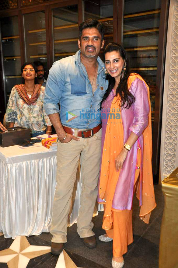 kajol sridevi sophie at araaish exhibition 5