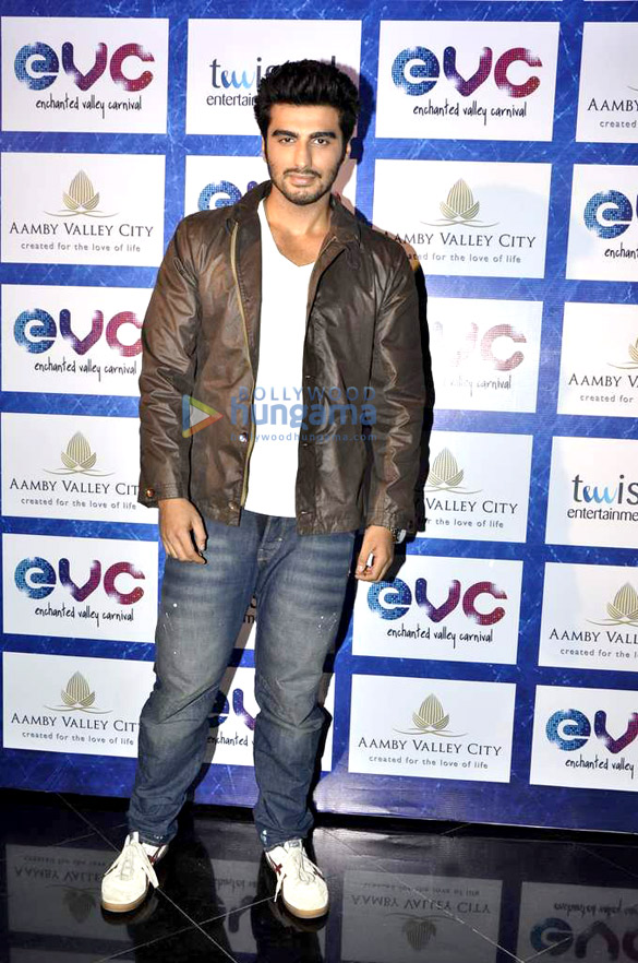 jacqueline arjun at the launch of enchanted valley carnival 2013 7