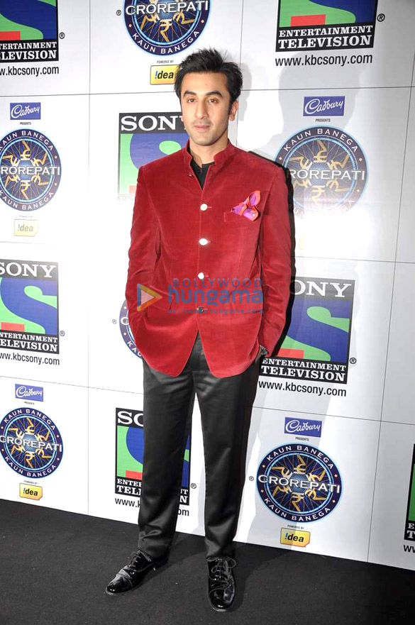 ranbir neetu singh on the sets of kaun banega crorepati 8