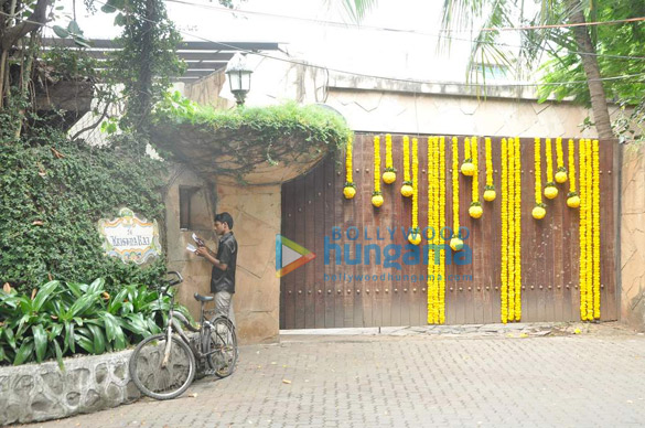 rishi kapoor brings ganesha home 5
