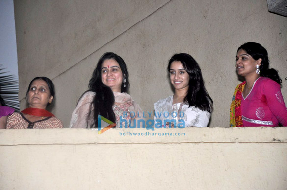shraddha kapoor snapped in juhu 8