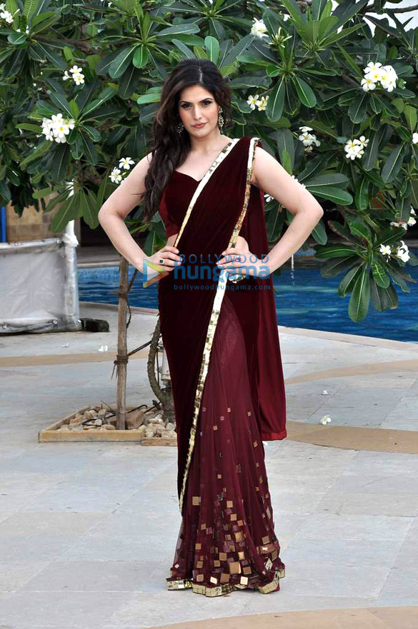 zarine khan at the launch of india wedding lounge 10