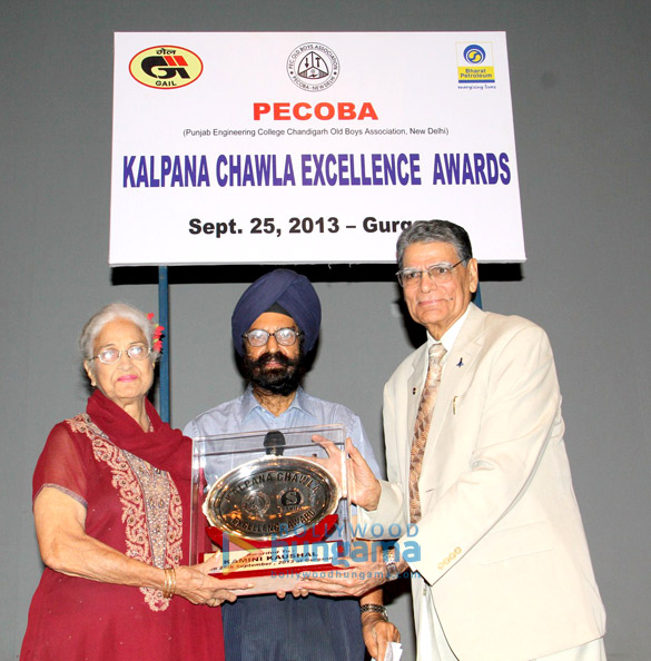 kamini kaushal receives kalpana chawla excellence awards in gurgaon 4