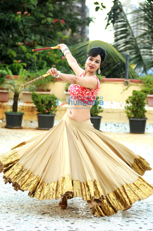 kavitta vermas photo shoot for navratri 4