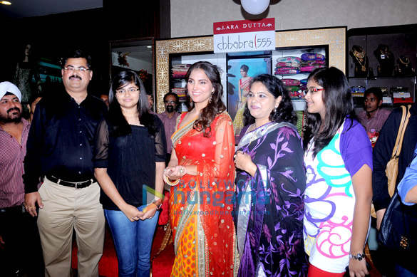 lara launches her own indian wear line lara dutta chhabra 555 7