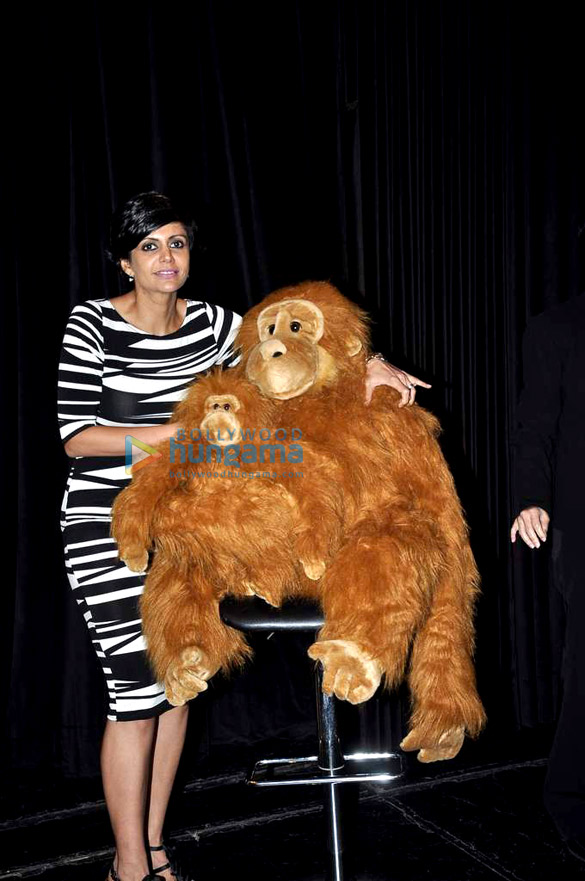mandira bedi promotes singapore tourism 3