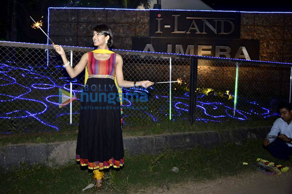 madhurima tuli celebrates eco friendly diwali at i land ajmera 3