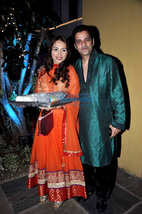 sachiin joshi urvashi sharmas diwali party 13