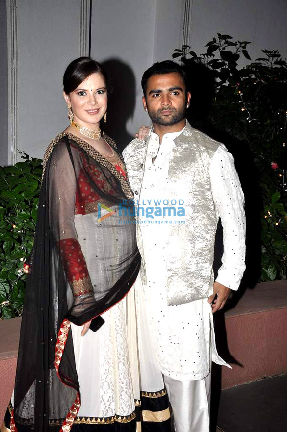sachiin joshi urvashi sharmas diwali party 27
