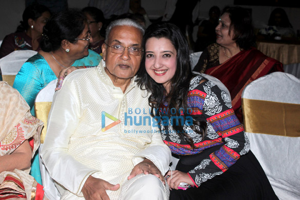 amy billimoria hosts surprise party for her fathers 70th birthday 4