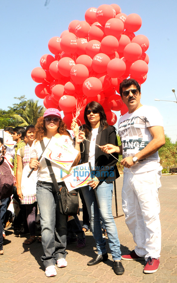 rajesh khattar dr sunita dube vandana sajnani at hiv aids go away rally 5