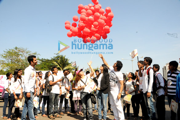 rajesh khattar dr sunita dube vandana sajnani at hiv aids go away rally 7