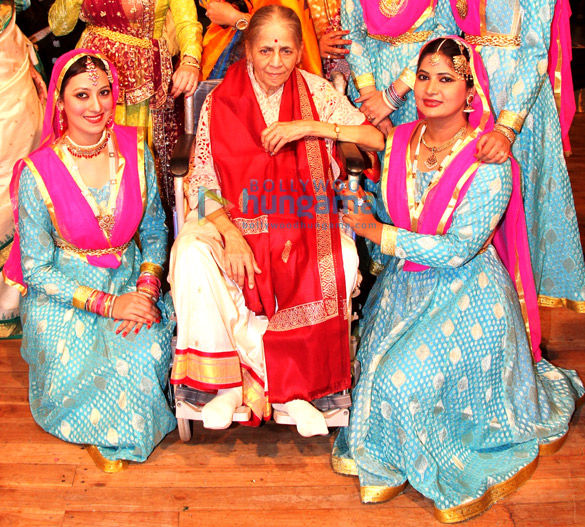 archana joglekars gurudakshina to her mom 6