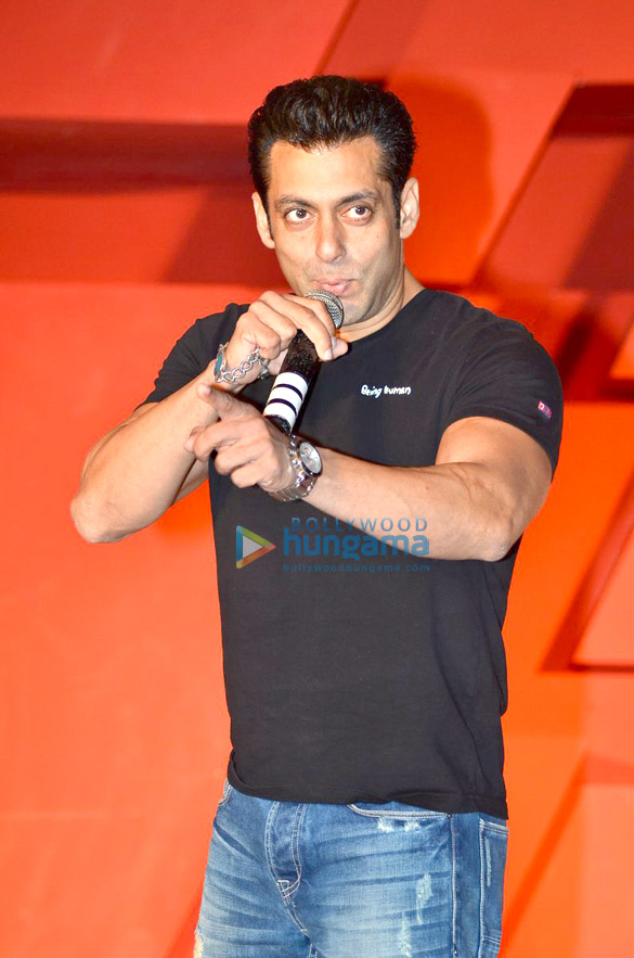 salman khan launches audi rs 7 7